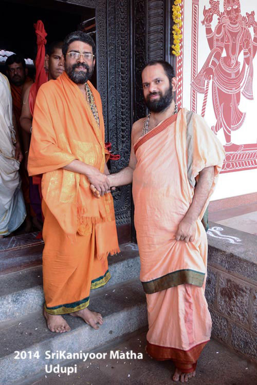 Felicitation By Lakshmivarathirtha Swamiji On 14 Jan 2014