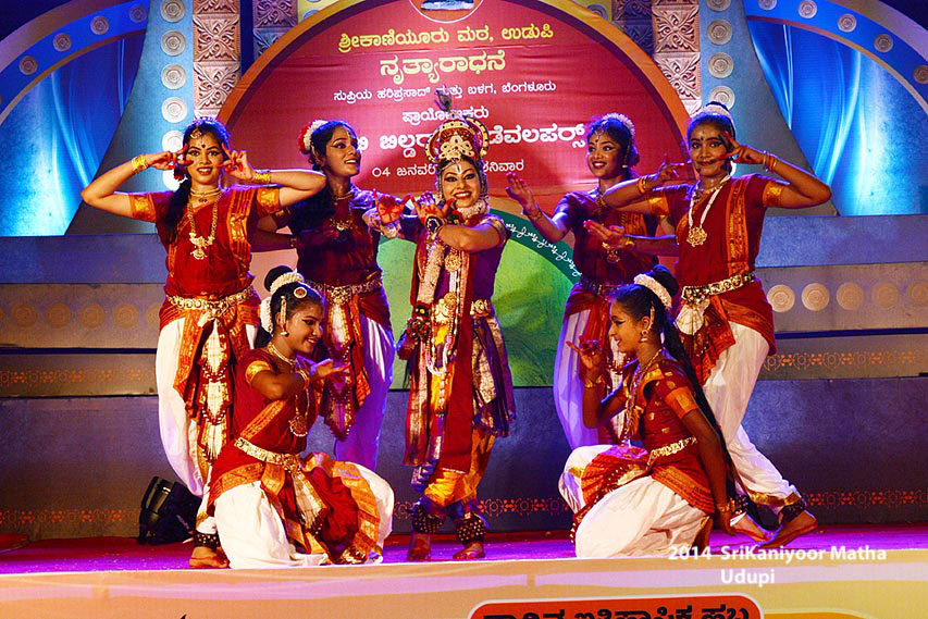 Nrutyaradhane Supriya Hariprasad & Party Bangalore On 04 Jan 2014