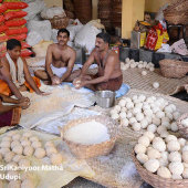 Preparations_of_Sweets_and_Prasadam_for_Paryaya_Festival_08